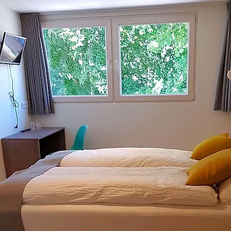 L'avenue Hotel 3*